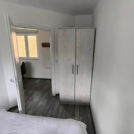 アパート Removic