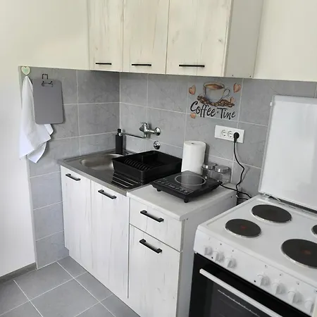 Removic Apartment *